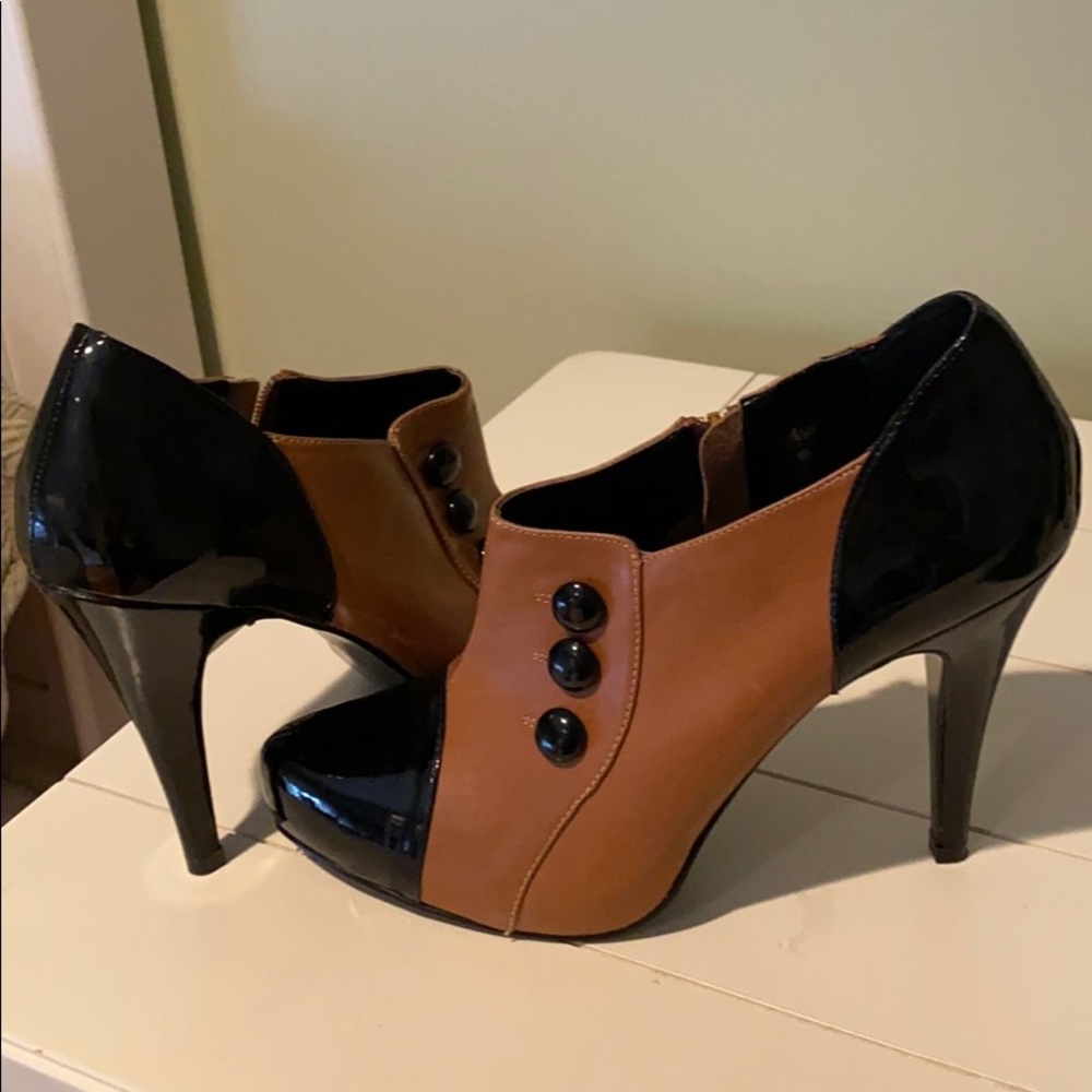 Two Tone 1/2 boots